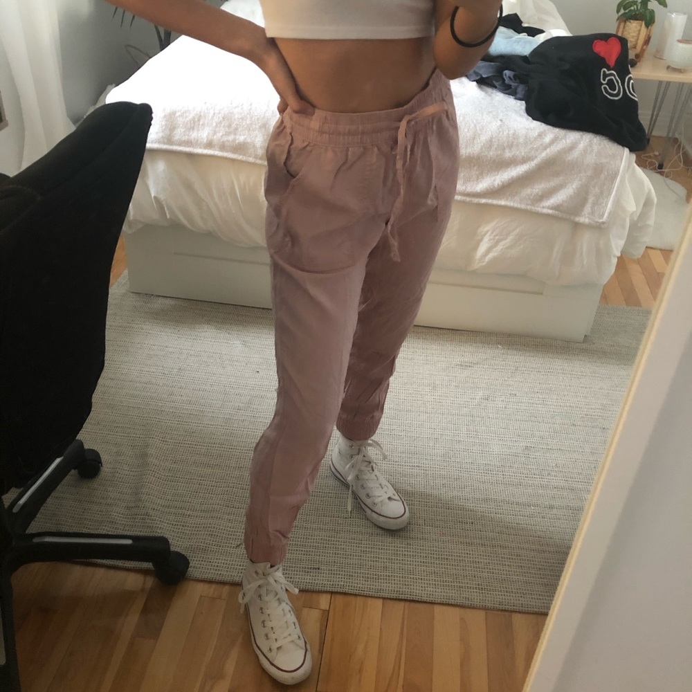 I’m selling because I have too much clothes